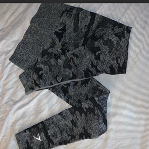 Gymshark Black Camo